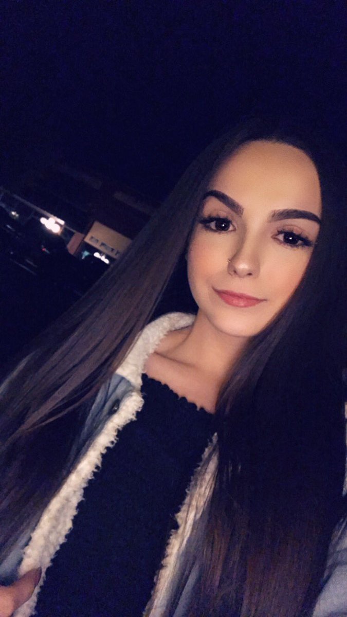 Emily_will17's tweet image. 🖤