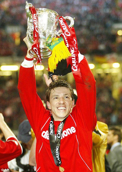 Happy birthday to a true Boro legend the little fella <a href="/jpaulista10/">Juninho Paulista</a>
