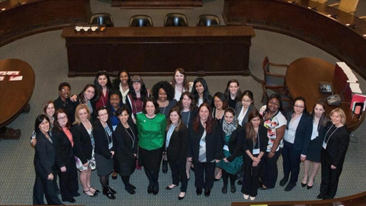 Mount Holyoke College tweet media