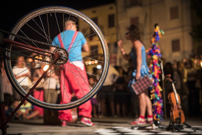 . #PESCARA sì del Consiglio al primo regolamento per arti di strada. notiziedabruzzo.it/brevi/pescara-… <a href="/AlessandriniM70/">Marco Alessandrini</a>