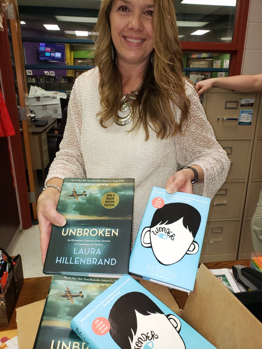 <a href="/SWMSMedia/">Stephanie Peedin</a> getting some needed books thanks to <a href="/DrJuneAtkinson/">June Atkinson</a>, Mike Ward, Drew Fairchild, and FAST NC! #onslowdlt