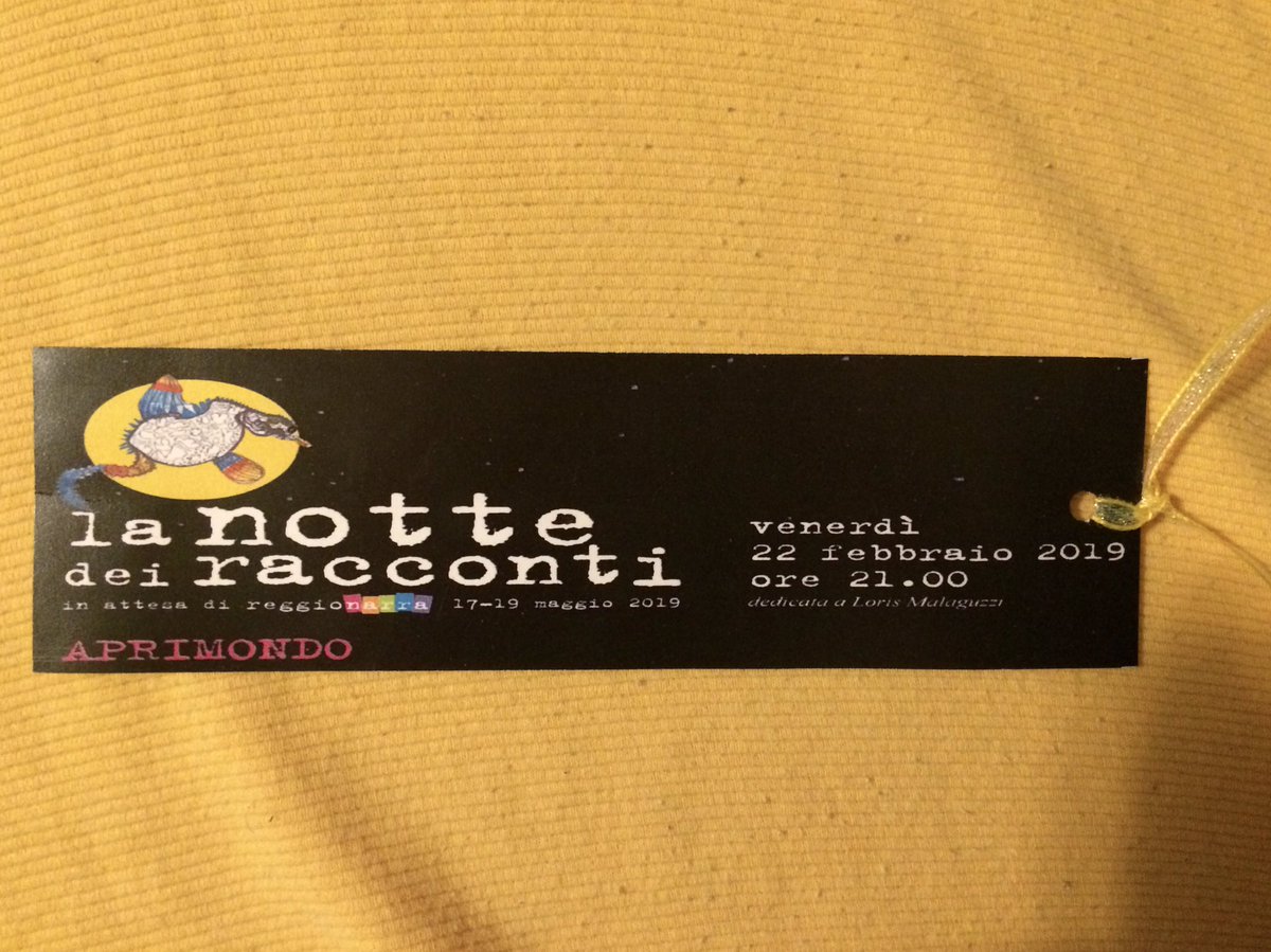 Questa sera #letturealbuio in biblioteca #Osvaldo magiche atmosfere per tanti bimbi di #iccadeoponte per #Lanottedeiracconti <a href="/ReggioChild/">Reggio Children</a> <a href="/silviariboni2/">silvia riboni</a> <a href="/SoniaScaravella/">sonia scaravella</a> @Decarli_pam