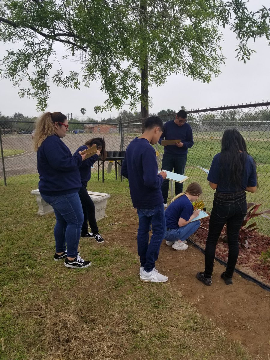 Our students are removing the weeds to get ready to transplant our new plants.They also learned the importance of removing all the bad things from the ground and from their lives in order for something beautiful to grow. Emotional intelligence + content =success  #IandGCenter