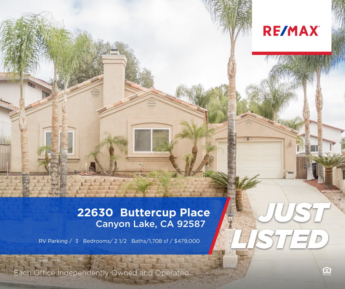 #JustListed in #CanyonLake Newer 4 Bedroom #home with den that could be 5th bedroom, 21/2 baths, over 1900 sq ft, 3 car garage with pull-through garage w/ RV & Boat Parking, #Spa, putting green, private backyard. Listed for $479,000.
#RVparking #uniquehome #tonsofparking