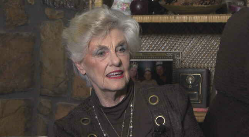 Charlesrely's tweet photo. This grandmother got burned for $8700 in what she thought was an effort to
help her grandson. It turned out to be a scammer armed with personal information about her family. See her warning at 6 on Ch-8. https://t.co/boqbWxJQaB
