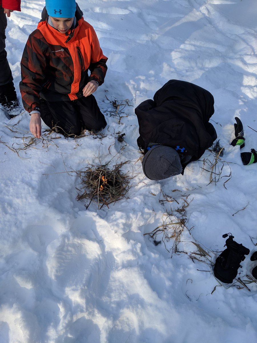 TigerMath6's tweet photo. 6th STEM: Winter Survival Day#2 - Building a Fire. Choose your adventure: battery &amp; steel wool or flint &amp; steel. Thanks to Bre(Clay County Naturalist)  @smstigers1 #SpencerTigers #stemexcellence @belinblank @BradReiman @TigerScience6 https://t.co/DhFzRFJ5QK