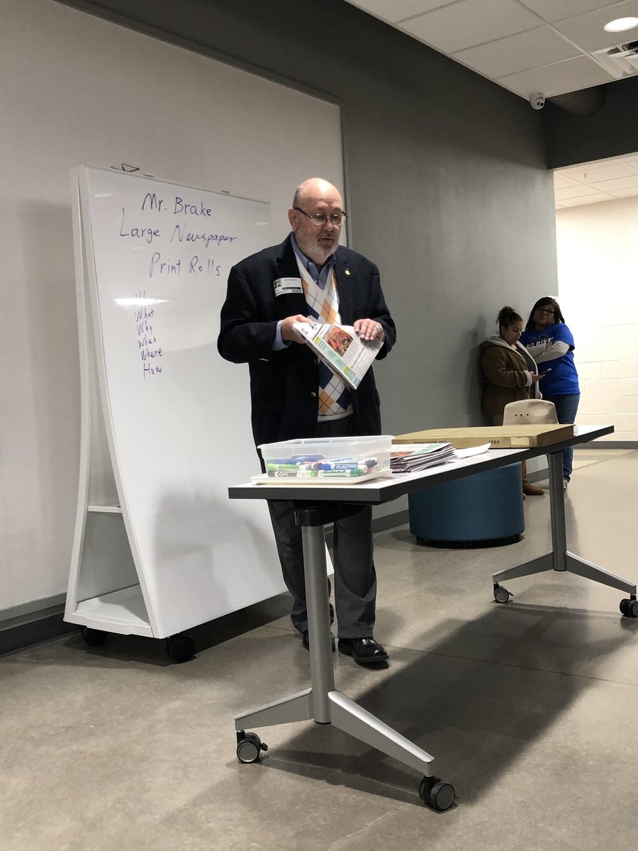 kelli2831's tweet photo. Overton Ray 5th graders learning about journalism from Mr Brake from the Burkburnett Informer Star. They will be writing newspaper articles about the Civil War! #BeInSpireD @KendyJohnston @burkburnettisd https://t.co/CAFttvM9DK