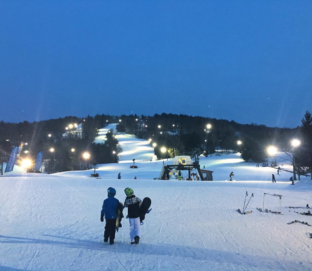 Grab a friend and come night skiing until 10pm! #mohawkmtn