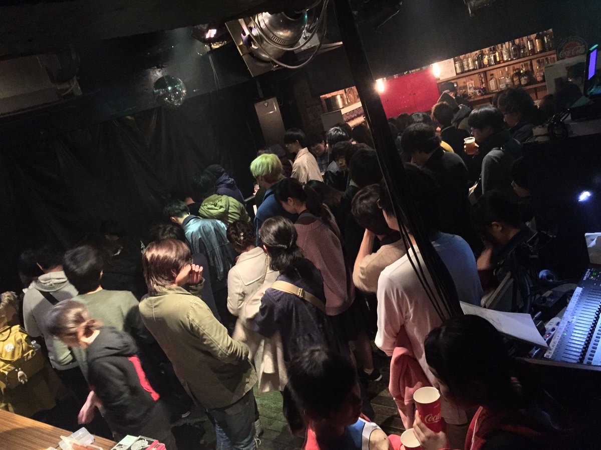 MARTO0111's tweet photo. 昨日行ってまいりました、BtoB。
イベント自体は初めてでした。
(チケットなかったのは珍しい)
#SpeedKing
#スピードキング
#スピキン
#速王
#BackToBeginning55
#十周年
#BLACKSURVIVORS
#Mapledoor
#Kiyth
#MINEUCHI
#その日暮らし
#TheACOUSTICS
#Discrawl
#コンパニオン募集してません https://t.co/iNtIllyO9y