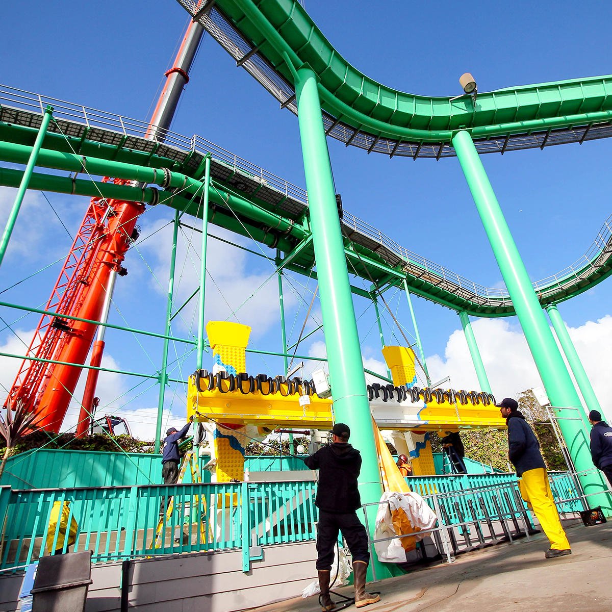 Our NEW Crazy Surf ride caught some major air before droppin' into its spot  under Logger's Revenge! Boardwalk Maintenance team sure has some impressive  navigating skills. Can't wait to try it out, image size:1200x1200