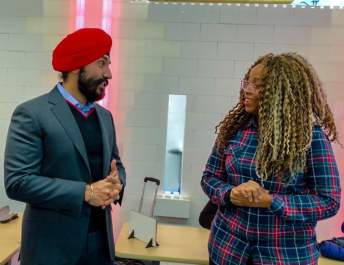EDGE_Sheridan's tweet photo. Our final #FounderFriday feature for #BlackHistoryMonth is @skayjones, the founder of @motifylearn. Motify is a company that uses data analytics &amp; software integrations to connect students to the right supports! https://t.co/6o0Fk1Lmcp
