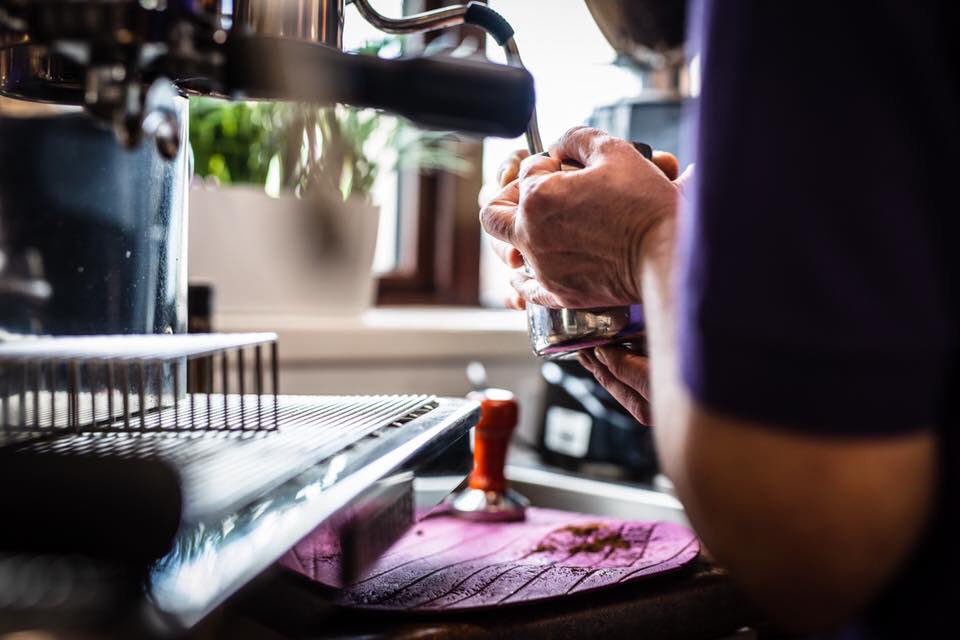supportVSA's tweet photo. Our coffees just got an upgrade! Thank you to @Cabercoffee for putting our team through their paces yesterday and helping us to make great coffee ☕️ remember to pop in by the cafe when visiting the Easter Anguston Farm to get your hands on one 🙌 #cabercoffee #coffee #supportvsa https://t.co/Q4f7k0Z7cO