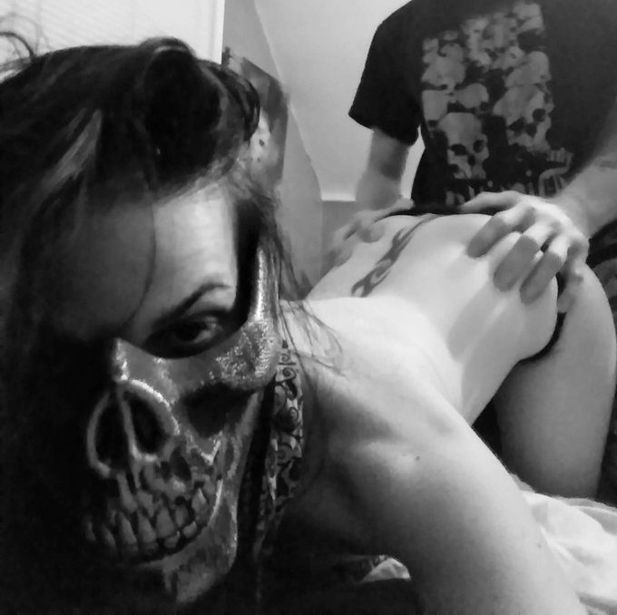 @HustlerMag https://t.co/rDZSkGnRuC https://t.co/SMsSU79327<a class="tags" href="/tag/hustlermag">@hustlermag</a><a href="/tag/newprofilepic"class="tags"><span>#newprofilepic</span></a>