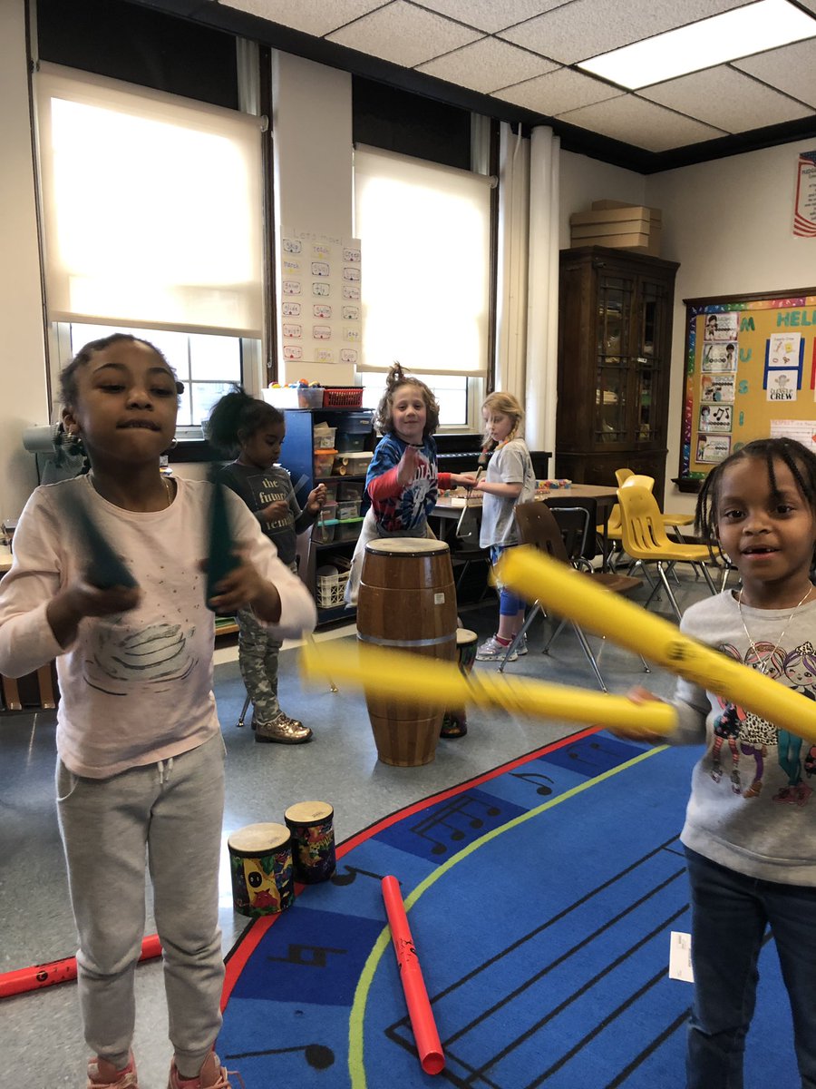 LauraCahill7's tweet photo. #SouthAveElem special area classes during our Day of Play. #GSDP2019 https://t.co/79zSXiI6M0