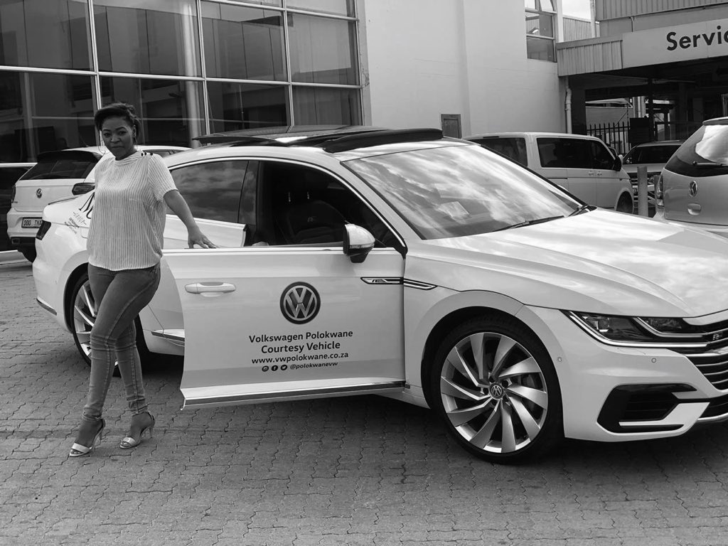 ItuKasapo's tweet photo. This weekend I’m being driven by @PolokwaneVW in the Arteon! 😍

#PLKArteonDrive #VWPolokwane https://t.co/RDSF7Kod3c