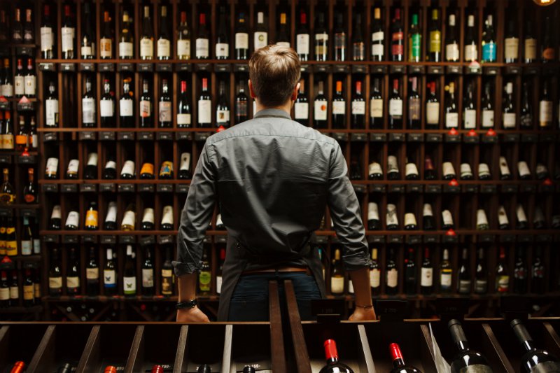 Lib_Dib's tweet photo. Did you know LibDib allows you to buy #wine and #spirits in small or large quantities? Yep, whatever size order you want. We'll even negotiate the price for you on large buys. #craftdistribution #distributor https://t.co/s4i1deyFbC