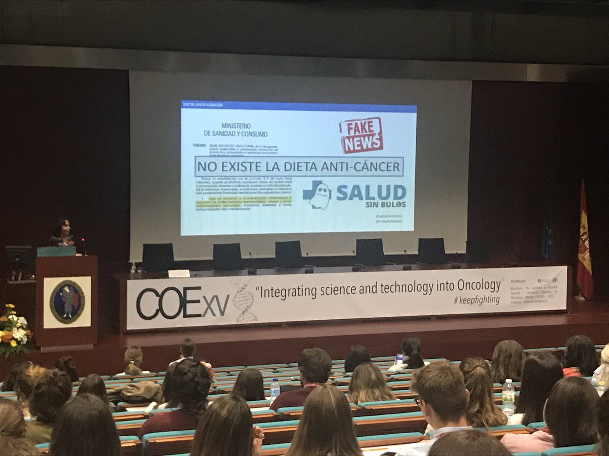 smalgarra's tweet photo. La Dra. Ana Zugasti nos recuerda que NO EXISTE LA DIETA ANTICANCER, en el Taller Paralelo “Nutrición y cáncer: en la prevención y en el tratamiento” del #COEXV #keepfighting https://t.co/ggAh6XQQ9C
