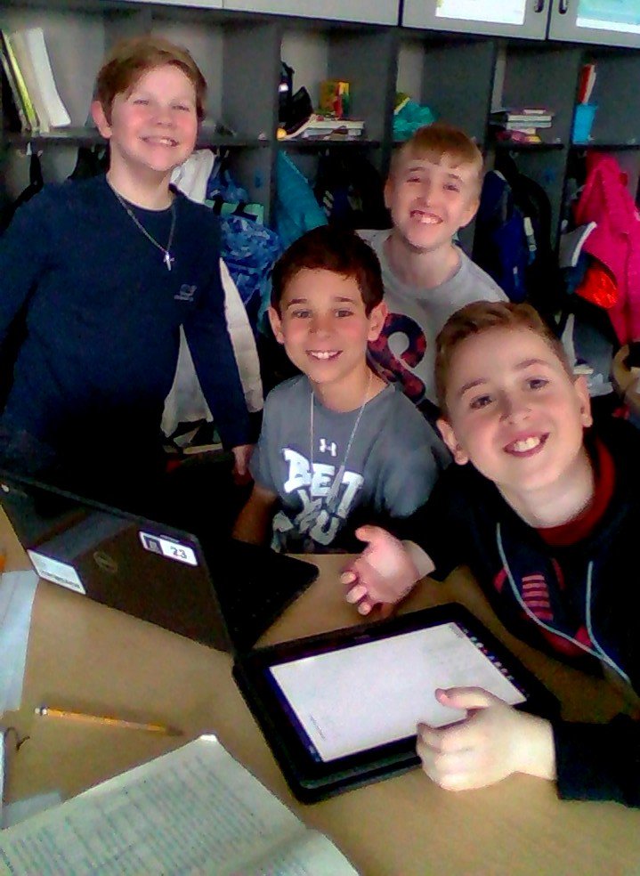 andussCHE's tweet photo. Our class is excited to help @bvschools and @BlueValleyTech examine effectiveness and efficacy of Google Chromebooks in allowing our elem. students to expand their knowledge, use creativity, and support our classroom learning! #innovation #growthmindset @CedarHillsElem https://t.co/JxRLxI0iV8