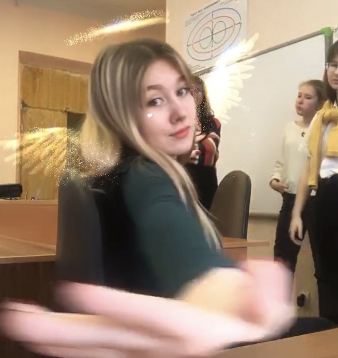 Solodonova_'s tweet photo. Я ангел,просто крылья в стирке😇 https://t.co/4NhAKqO51x