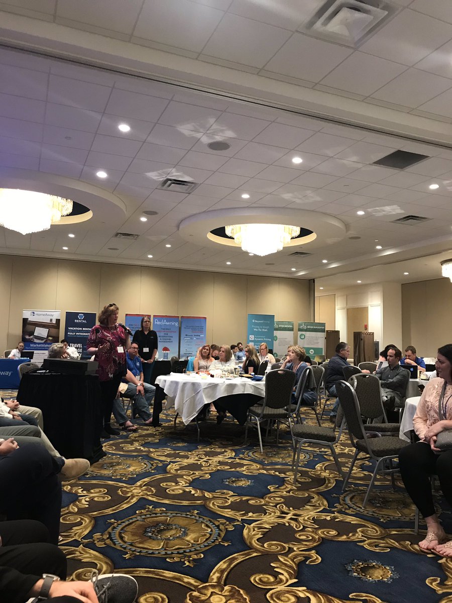 Paula with <a href="/MyBookingPal/">BookingPal</a> sharing great ideas on #Vacation #Rental #Distribution at the <a href="/BarefootVR/">Barefoot Tech</a> user conference.