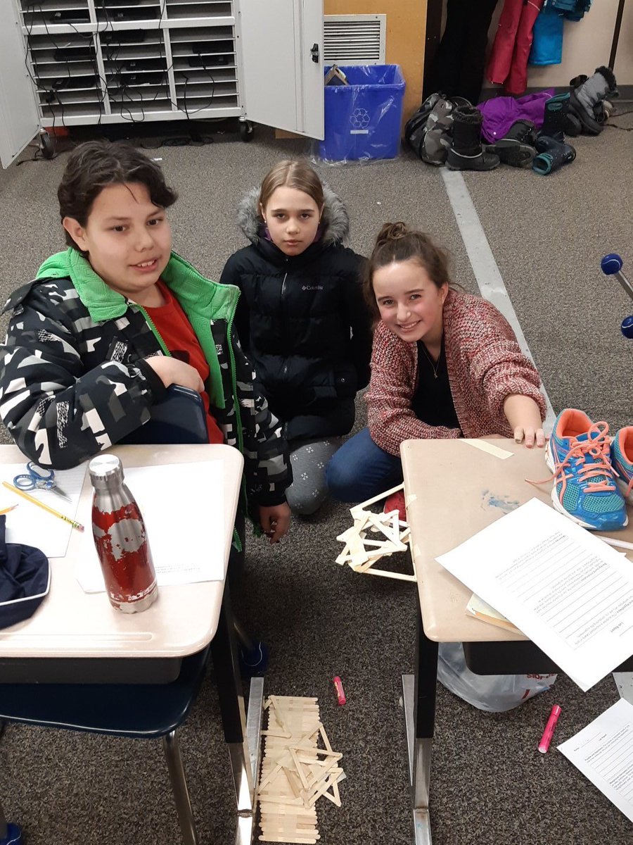A_Gamerschlag's tweet photo. #final #bridges #before #testing #structures #authentic #learning @vvpskenora https://t.co/0mnZXyKYp4