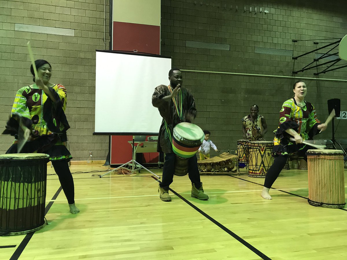 MPS_Andersen's tweet photo. Our #AAFID celebration included our MS choir, 1st and 2nd Grade singers, 5th grade, and the @DuniyaDrumDance group.
#AndersenPRIDE https://t.co/kvs7W7h7tN