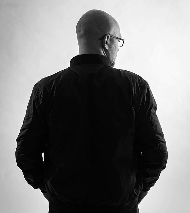 TomFallMusic's tweet image. #sneakpeak from the photoshoot with my good friend @akneckt .
.
#hohtostudios #tomfall #edm #edmfamily #edmlifestyle #trance #trancemusic #trancefamily #electronic #music #musicpromotion #promo #spotify #beats #recordlabel #musicmarketing #musicblogs #mu… ift.tt/2GWRijk