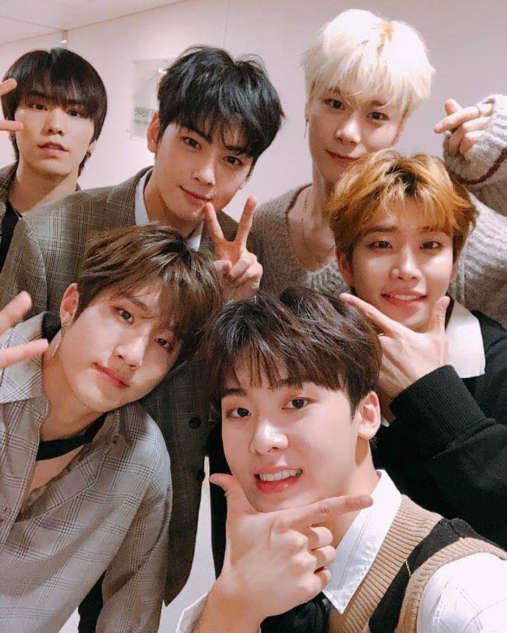 астро группа корейская 2021. астро кпоп группа. группа астро корея. астро группа корейская 2022. астро корея участники.