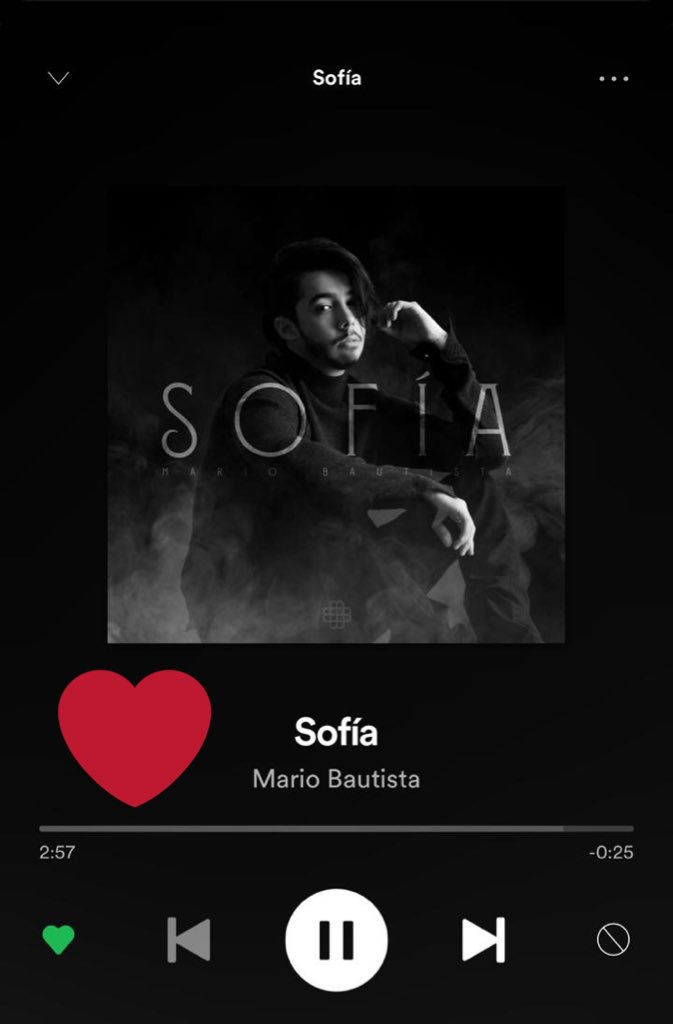DnilBtist1's tweet photo. Tu vida no es como la m��a 🥺 siento que algo quiere separar tu risa de mi 🙊❤️ tus labios carmín ✨ y es difícil baby https://t.co/7mOvodYOBd