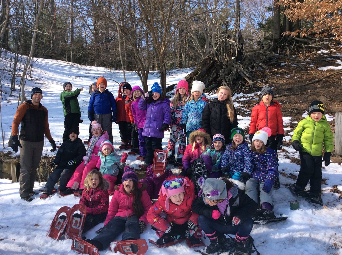 MrsIngall's tweet photo. Snowshoe time at Mary A. White! ⁦@ghapsmaryawhite⁩ ⁦@ghschools⁩ ⁦@CoachPtown⁩ #letswinter #snowshoeing #westsidebestside https://t.co/Frz46ErWj6