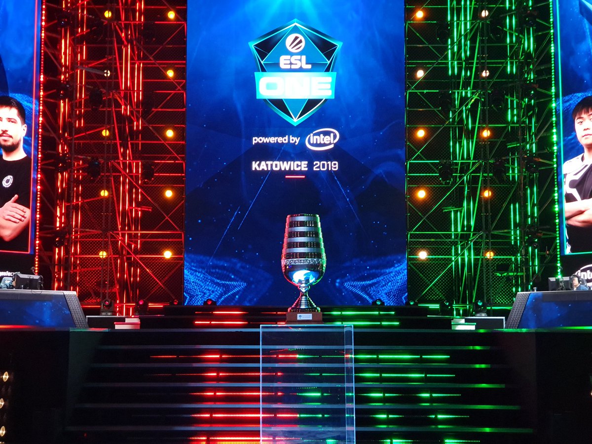 Wojtek Pietrusiewicz tweet media