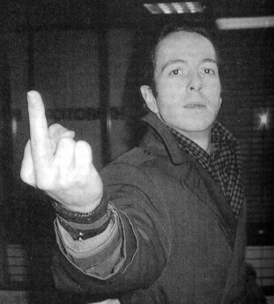 PunKandStuff's tweet photo. "Punk rock isn't something you grow out of Punk rock is an attitude, and the essence of that attitude is 'give us some truth'." - Joe Strummer https://t.co/sIaIn2n5aI