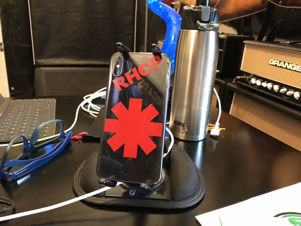 Today in #thereifixedit I discovered my phone was cutting my hand.