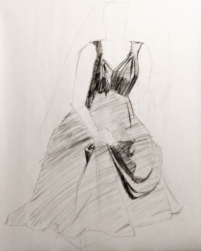 LenaKrupicka's tweet photo. 20 minute drawing. This dress was really fun to draw!
.
.
.
.
.
.
#20minutedrawing #20mins #timeddrawing #timedposes #dress #drapery #draperydrawing #drawing #drawingclass #figure #figurestudy #study #artstudy…
📸 https://t.co/vwTQL0luh0 via https://t.co/kZnTKjb69v https://t.co/82n6mTEp3s