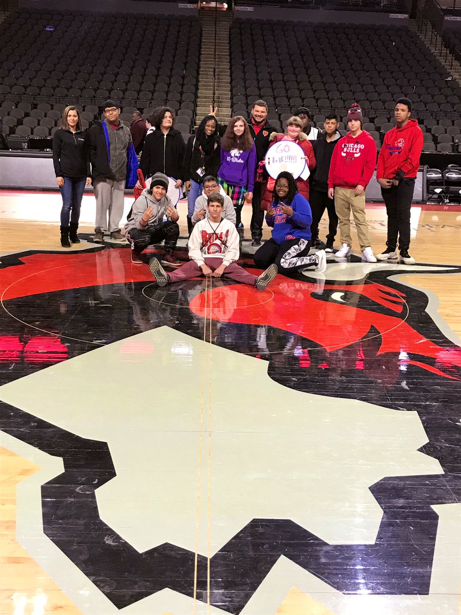 Ms. Zwiercan tweet media