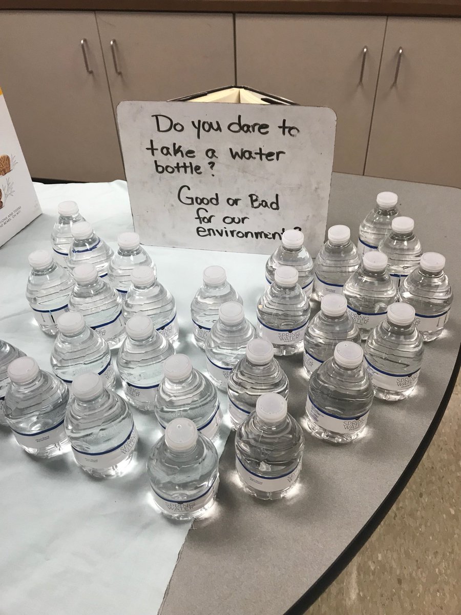 weeks_hook's tweet photo. 5th grade teacher, Mrs. Estridge, ⁦@NPESLex1⁩, celebrated her students persuasive writing topics by asking some probing questions. #npelions #Lex1Literacy https://t.co/Omyam3cTX3