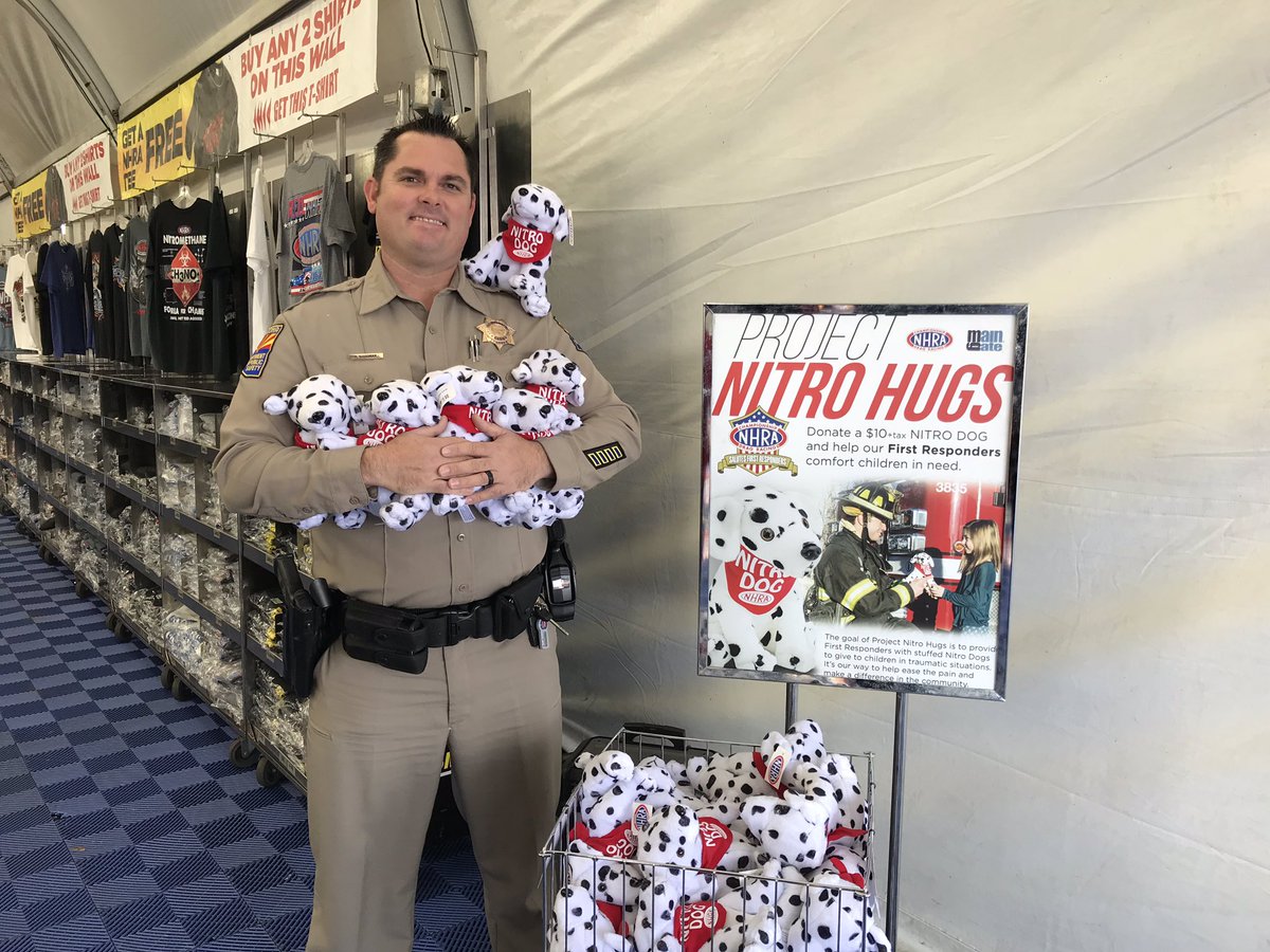 Are you headed to the <a href="/MagicDryUS/">Magic Dry US</a> #ArizonaNats at @RaceWHP this weekend? Make sure to stop by <a href="/NITROMALL/">NitroMall Store</a> and donate a Nitro Dog! Your donation will go to <a href="/Arizona_DPS/">Dept. of Public Safety</a>!