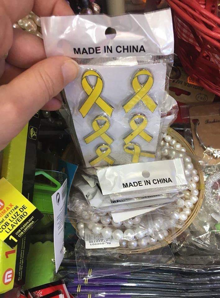 marubimo's tweet photo. Ahí, ahí, defendiendo la industria y el comercio autóctonos de Cataluña 🙈🙈🙈     🎗️🇨🇳🤪 https://t.co/nkABsOox5D