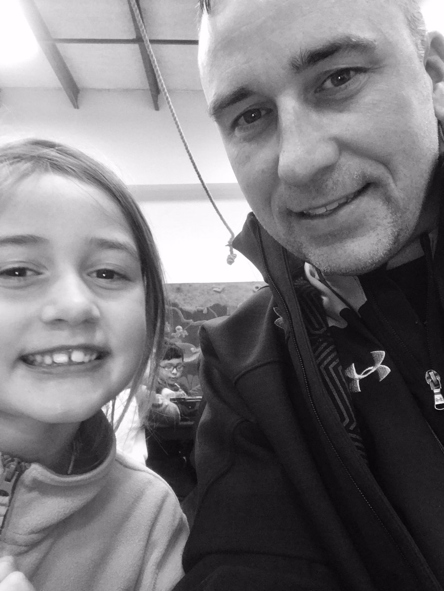CoachHansen_'s tweet image. Special lunch date with my oldest. #Fam1st