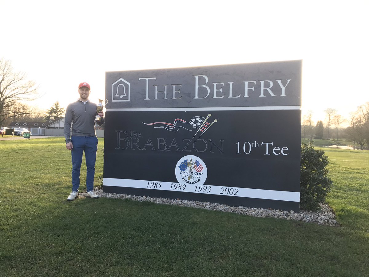 jezhinds's tweet photo. Cheers @TheClub. Amazing day. @ryan_toms looking smug with his Claret Jug https://t.co/iysUFZjRcq