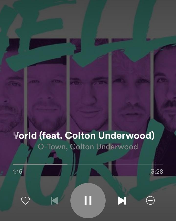 Francesminadaki's tweet photo. 🚨hello world 🚨 Congratulations guys on such a great song and such an amazing contribution to the cause people living with #cysticfibrosis and all proceeds will go to @ColtonsLegacy ❤️ #HelloWorld #HelloWorldWarriors #coltonunderwood #otown #coltonslegacy https://t.co/4eowttP18s