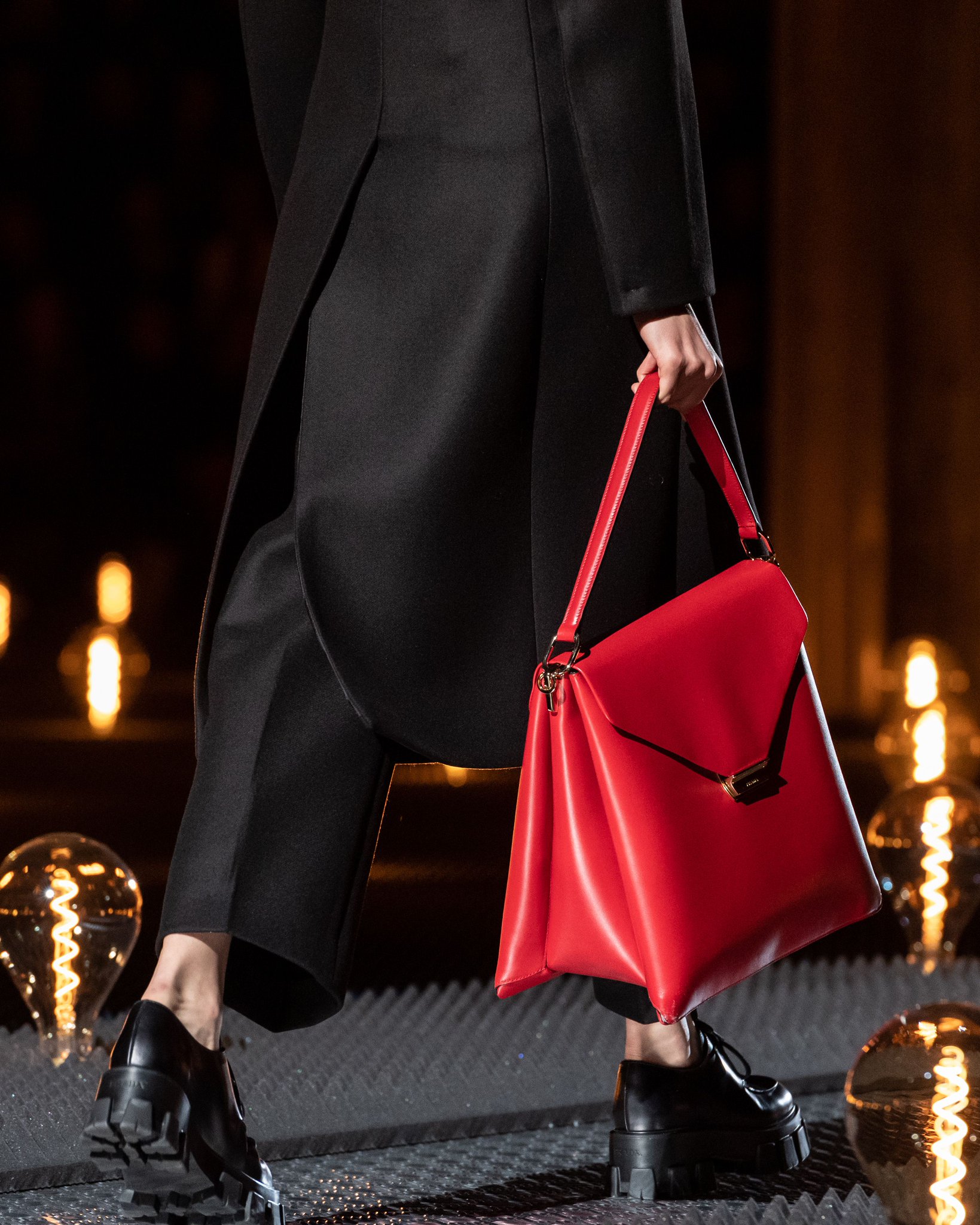 PRADA on X Theme from the film adaptation of a romance novel. Bags debuted in PradaFW19 runway show wed romantic aspirations and pragmatic ideals. Discover more at https t plw5fYOh5U. PradaAnatomyO...