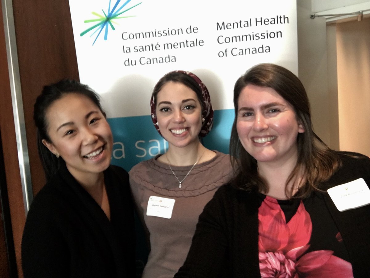 Secretariats and youth advisories who workshop together, stay together - amiright folks?#FRAYMElovesAYM. Thx to <a href="/MHCC_/">Mental Health Commission of Canada</a>  and <a href="/CCSACanada/">CCSA</a> for facilitating a fantastic day of learning and exchange #collaboration #mentalhealth
