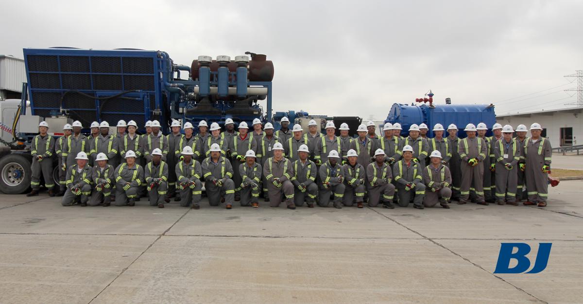 BJ_OFS's tweet photo. At #BJServices, we are aware of the challenges related to a rotational work-life. During our Recruit to Ready training program, we hold a Q&A session with seasoned team members to prepare our new recruits on what to expect. #HowWeWork #SeeYourselfAtBJ https://t.co/hiBoJLK04h https://t.co/rnJQldYg4v
