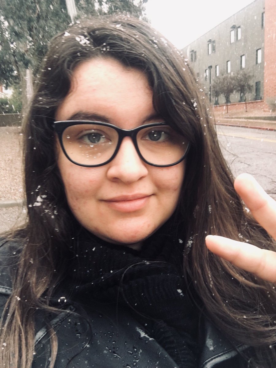 T_guttata's tweet photo. It’s snowing in Tucson! 🌨 https://t.co/ltsbM0rpHe