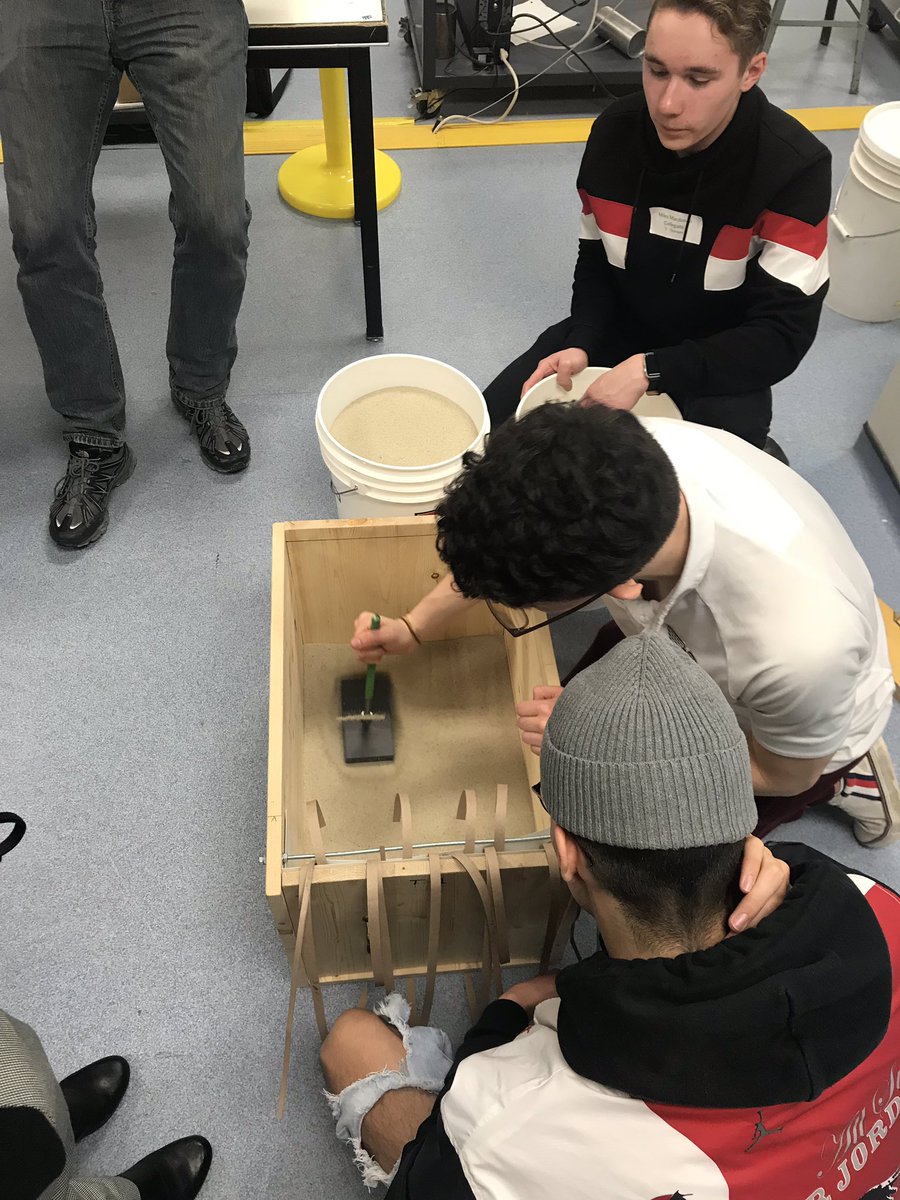 umanitoba's tweet photo. Loads of fun at #SETDay2019! From bridges to nanoparticles to biomechanics and more...love seeing the excitement for science, engineering and technology in these high school students. #umanitoba https://t.co/NTdZaswE42