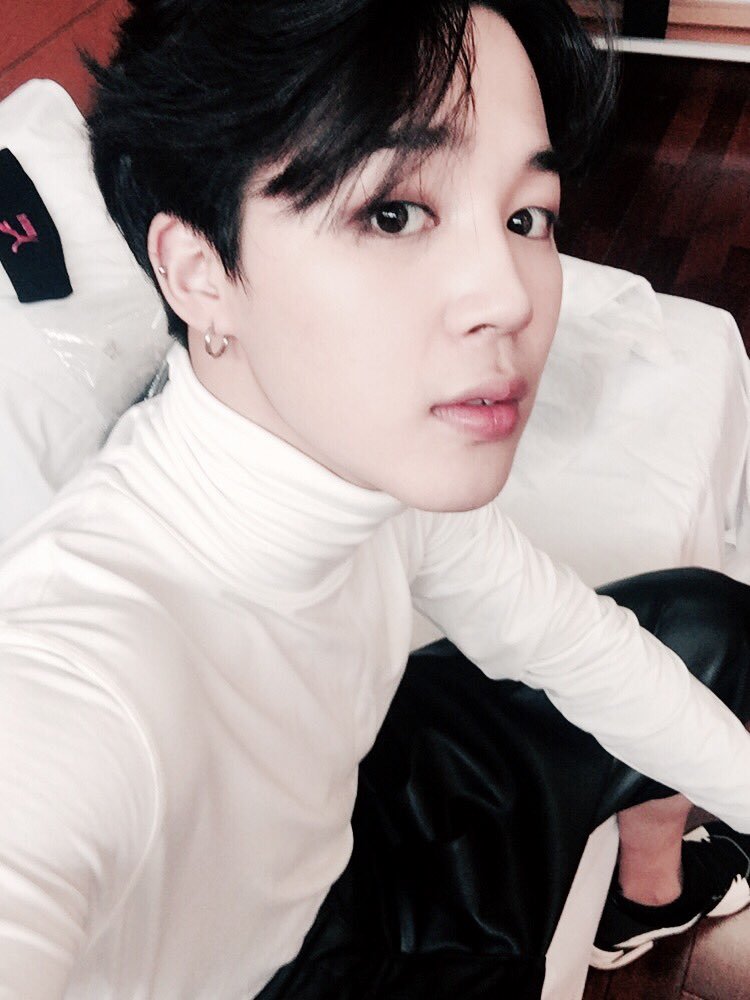 ⎿ 𝐑𝐢𝐦 𝐇𝐞𝐥𝐢𝐱 𝐀𝐭𝐭𝐞𝐦𝐩𝐭 #𝟑No can do, Jimin WANTS his helix. April 9th, 2016. No one picks it up because the selca angle is shady. He did it again, there, left ear, slightly lower in the rim than the second attempt and it's here to stay (or so we thought).