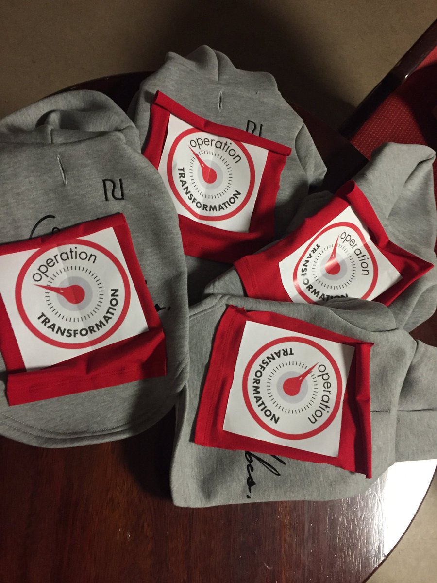 Irishdazzy's tweet photo. Busy preparing dogs outfit for @OpTranRTE 5k walk and gearing up for tmw morning - note to self need try get dogs own jersey or print on tshirt for next year - hope sticker stay on. #otlogo - watch out for 4 westies #westiesdoingot5k #phoenixpark #OperationTransformation #OT5k https://t.co/pLeiXCgVj1