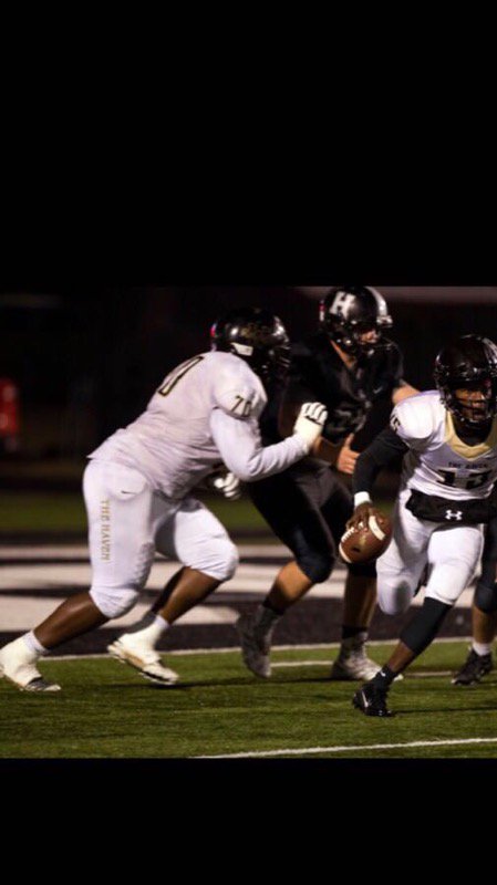 WhitehavenTiger's tweet photo. Congrats to @WhitehavenTiger OL Courtney Sharp @Courtney14041 and Jeremiah James @jjalmighty_ for signing their scholarship agreements to Bethel University @BU_FootballTN. Thanks @Coach_Springer1 and @Coach_Hutch68 for providing the opportunity. #respectthehaven #wegotocollege https://t.co/eoxPT0ruOu