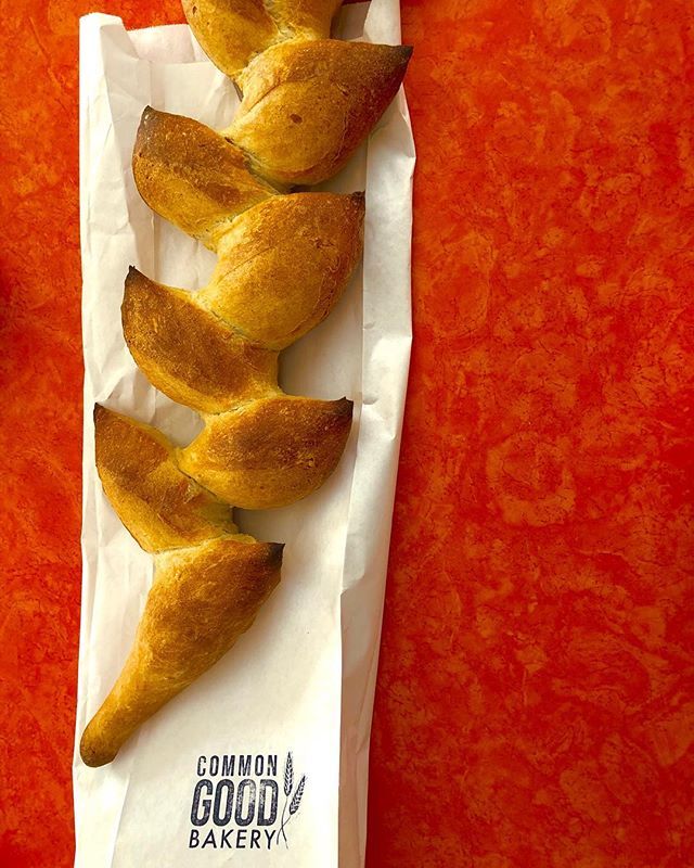 joemielke's tweet image. It’s no @kriosusa bread, but still pretty good. #bread #rusticbread ift.tt/2T3lW0X